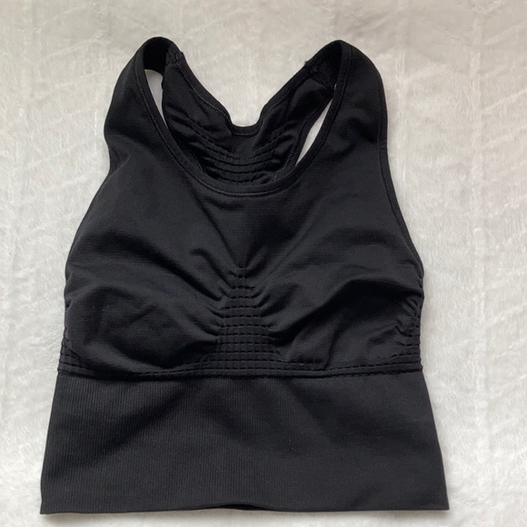 Sweaty Betty Stamina Sports Bra. - Picture 9 of 15